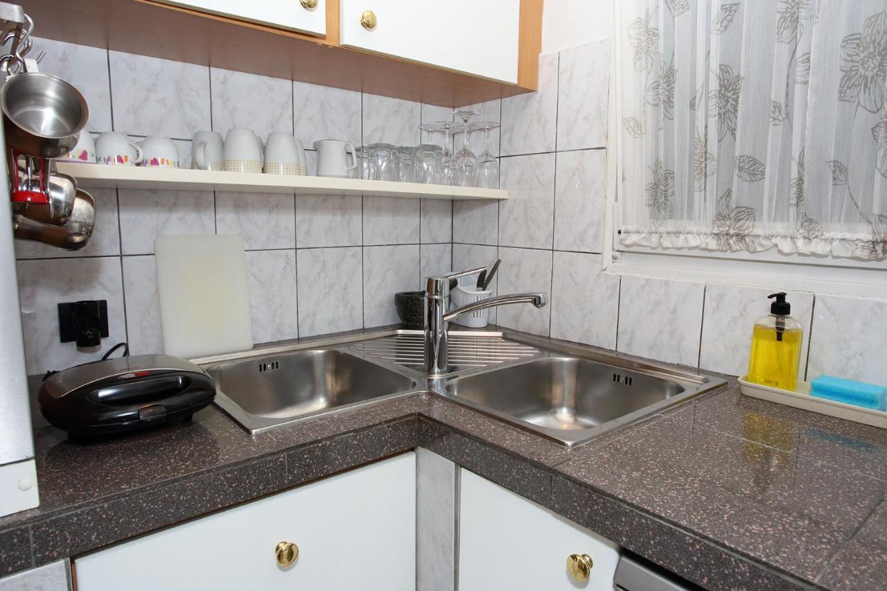 Apartment Maja Zadar Buitenkant foto