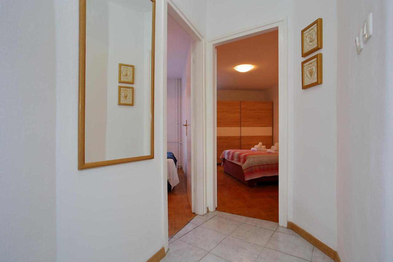 Apartment Maja Zadar Buitenkant foto